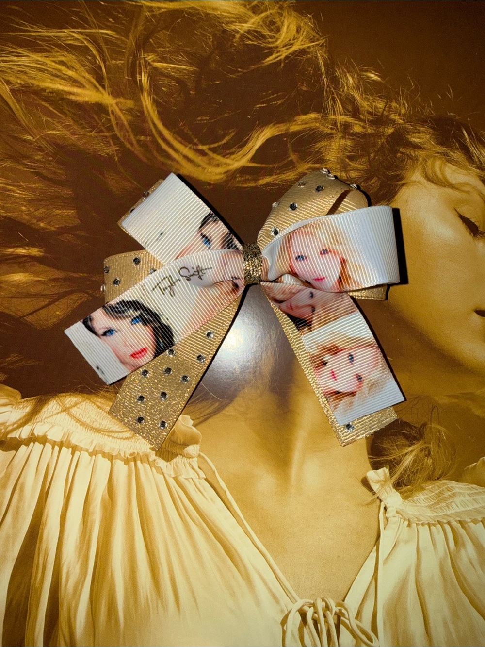 Rhinestone Embellished Taylor Swift Fearless Print Bow Hair Clip